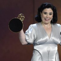 Alex Borstein recogiendo su galardón en los Premios Emmy 2018