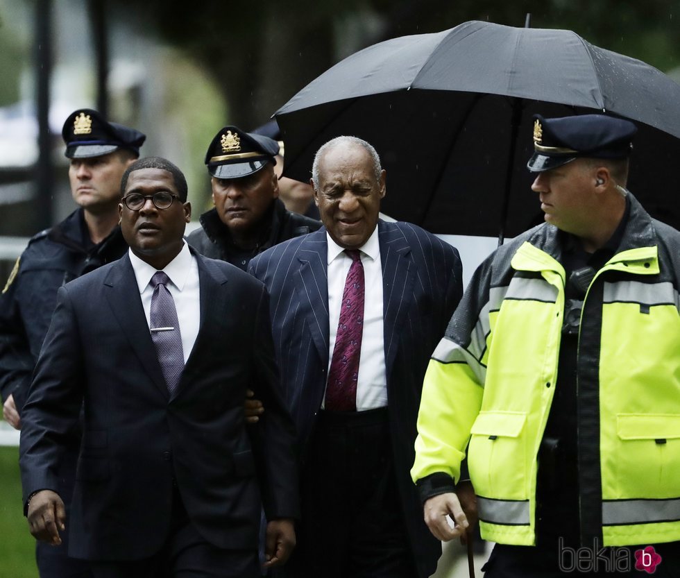 Bill Cosby llegando a un tribunal de Norristown