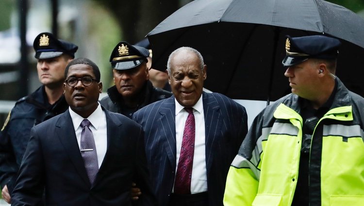 Bill Cosby llegando a un tribunal de Norristown