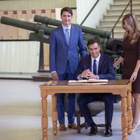 Pedro Sánchez y Begoña Gómez junto a Justin Trudeau en Canadá