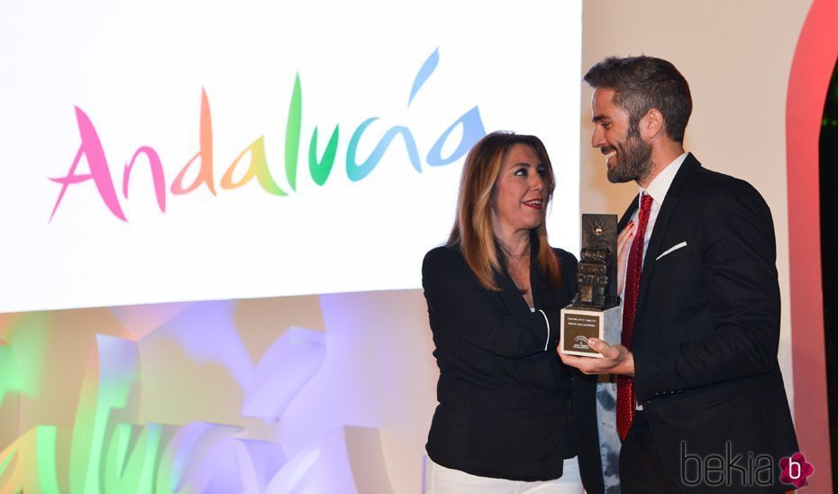 Roberto Leal recoge el premio de 'Embajador de Andalucía'