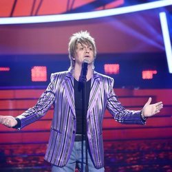 Manu Sánchez imitando a Rod Stewart en la primera gala de 'Tu cara me suena 7'