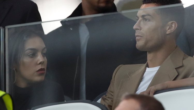 Georgina Rodríguez y Cristiano Ronaldo en un partido de la Juventus