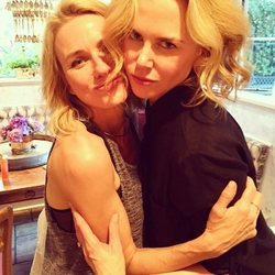 Naomi Watts celebra el 50 cumpleaños de Nicole Kidman