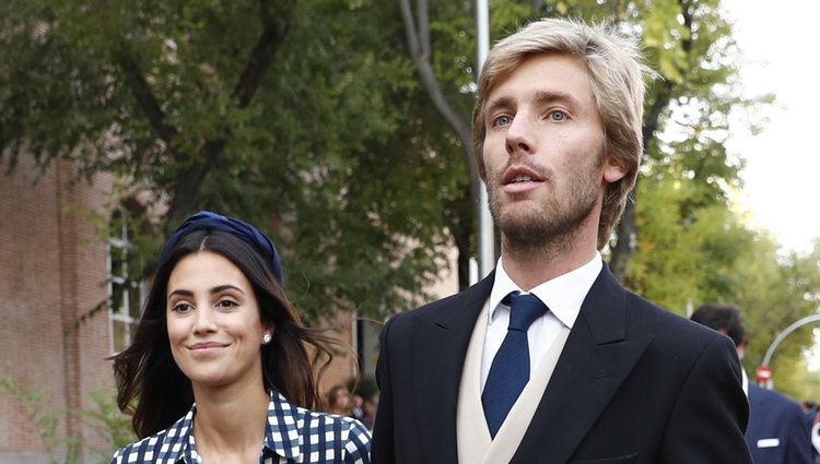 Sassa de Osma y Christian de Hannover llegando a una boda en Madrid