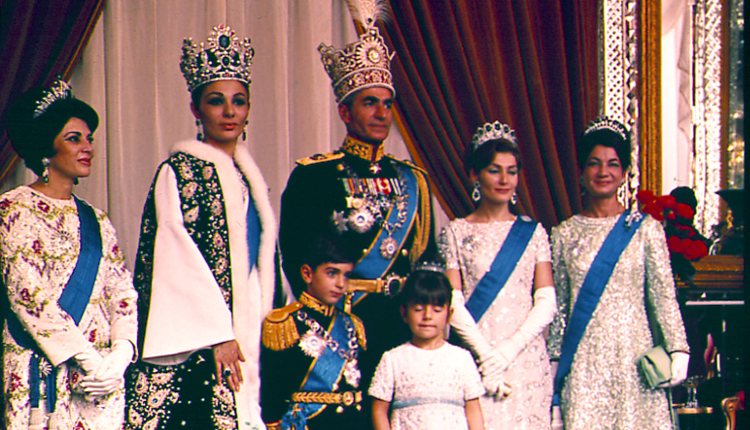 Coronación del Sah Mohamed Reza Pahlavi de Irán