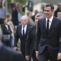 Pedro Sánchez llegando al entierro de Montserrat Caballé