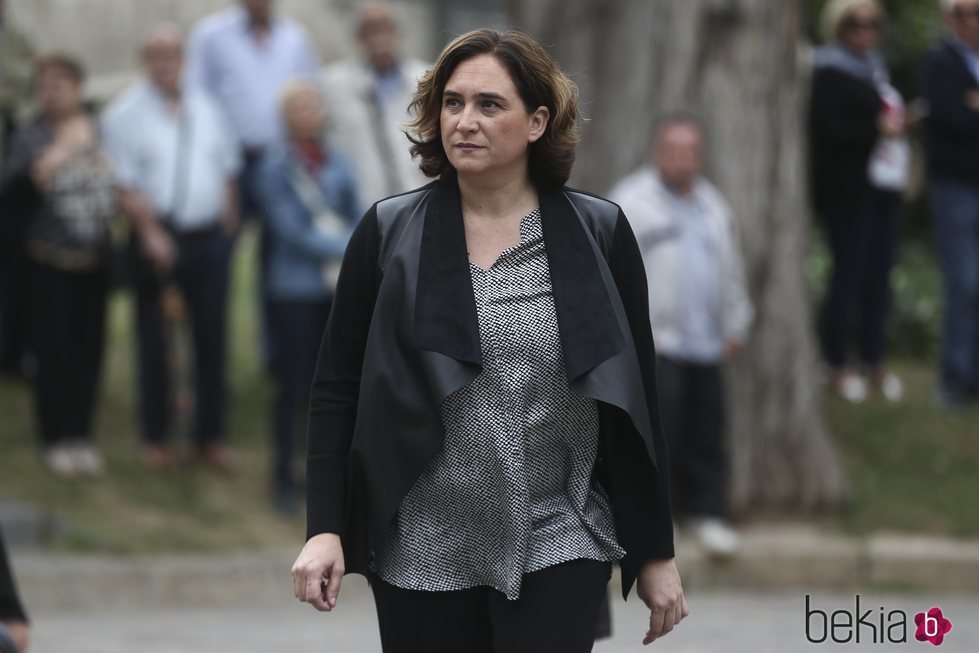 Ada Colau llegando al entierro de Montserrat Caballé