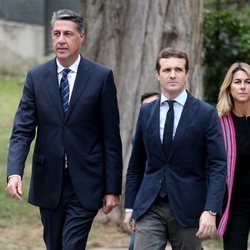 Pablo Casado y Xavier García Albiol llegando al entierro de Montserrat Caballé