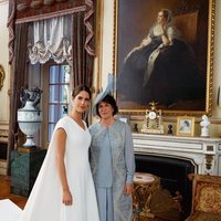 Sofía Palazuelo con su madre, Sofía Barroso, el día de su boda con Fernando Fitz-James Stuart