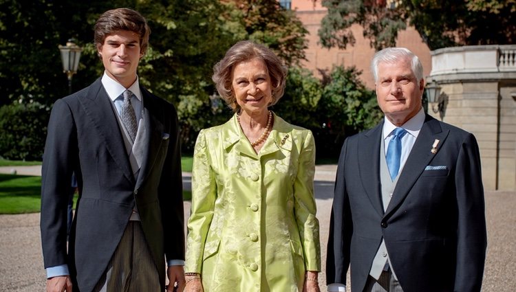 La Reina Sofía con el Duque de Alba y Carlos Fitz-James Stuart en la boda de los Duques de Huéscar