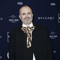 Miguel Bosé en el tributo de Telva a Naty Abascal