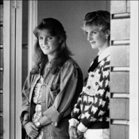 Sarah Ferguson junto a la Princesa Diana de Gales