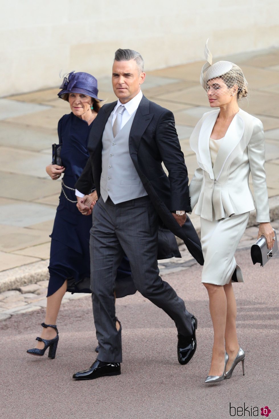 Robbie Williams y Ayda Field en la boda de Eugenia de York y Jack Brooksbank