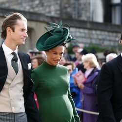 Pippa Middleton luce embarazo junto a James Matthews y James Middleton en la boda de Eugenia de York y Jack Brooksbank