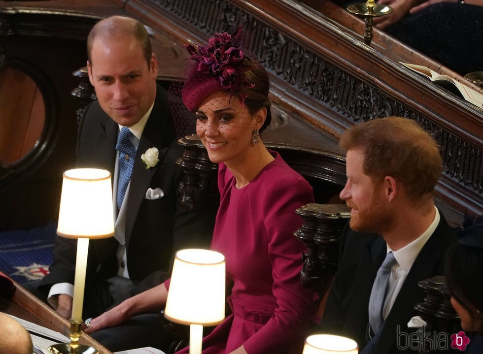 Los Duques de Cambridge y el Príncipe Harry en la boda de Eugenia de York y Jack Brooksbank