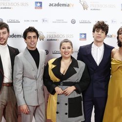 Álex de Lucas, Javier Ambrossi, Mariona Teres, Javier Calvo y Belén Cuesta en los Premios Iris 2018