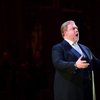 Stuart Skelton actuando en la gala por el 70 cumpleaños del Príncipe Carlos de Inglaterra