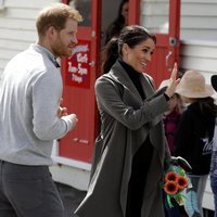 Los Duques de Sussex tras la reunión en el Café Maranui en Wellington