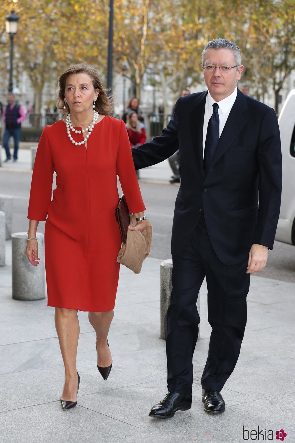 Alberto Ruiz Gallardón y su mujer, María del Mar Utrera en el concierto por el 80 cumpleaños de la Reina Sofía