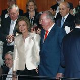 La Reina Sofía disfruta del concierto organizado en su honor junto al Rey Juan Carlos