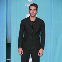 Jon Kortajarena en la alfombra de los MTV EMAs 2018 de Bilbao