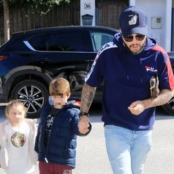 Kiko Rivera con sus hijos Ana y Francisco en la celebración del sexto cumpleaños de su hijo