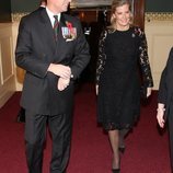 Los Condes de Wessex llegando al  Festival of Remembrance 2018