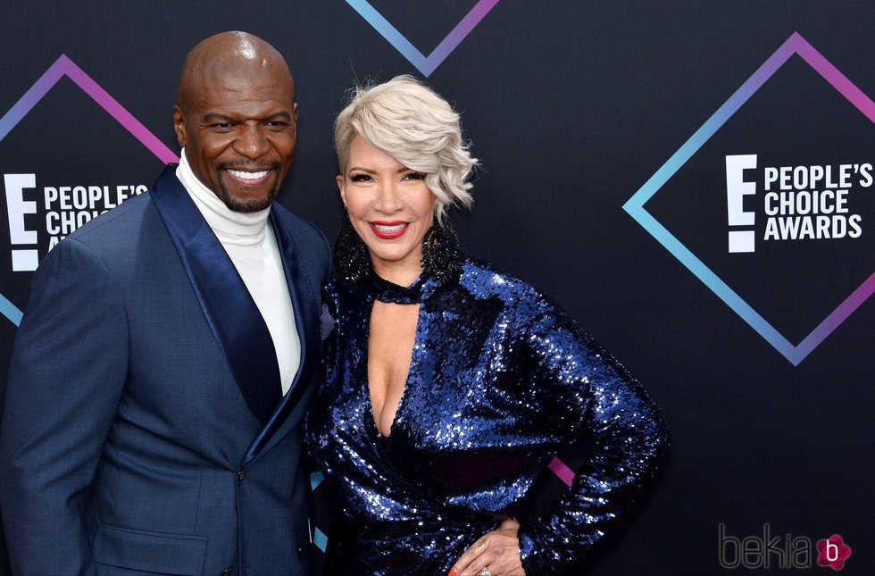 Terry Crews y Rebecca King-Crews en la alfombra roja de los People's Choice Awards 2018