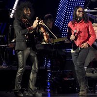 Draco Rosa y Ara Malikian durante la gala de Persona del Año de los Grammy Latinos 2018