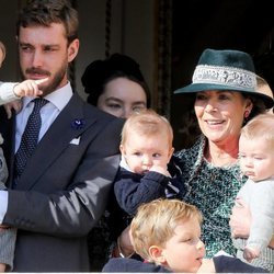 Pierre Casiraghi con sus hijos y sus sobrinos junto a la Princesa Carolina en el DÃ­a Nacional de MÃ³naco 2018