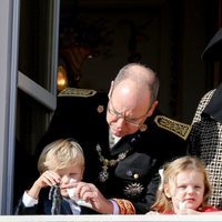 Alberto y Charlene de Mónaco con sus hijos Jacques y Gabriella en el Día Nacional de Mónaco 2018