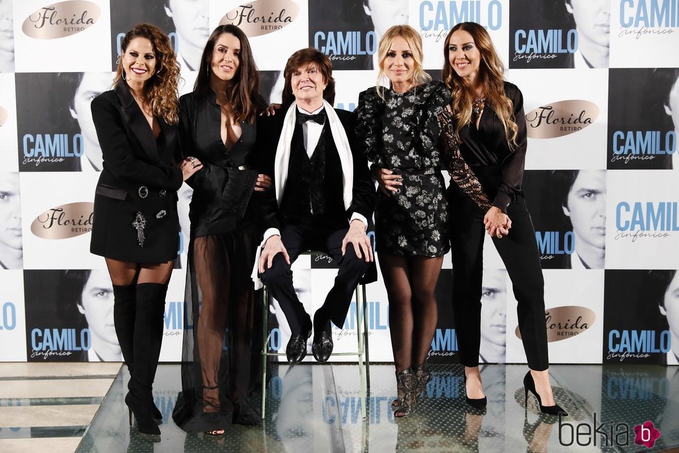 Camilo Sesto presenta 'Camilo Sinfónico' junto a sus compañeras