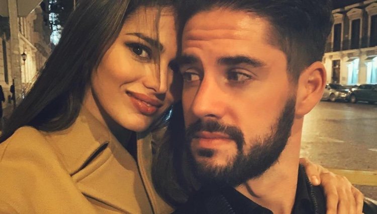 Sara Sálamo e Isco Alarcón celebran su primer año de amor