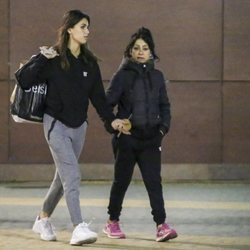 Sofía Suescun y Maite Galdeano paseando muy unidas