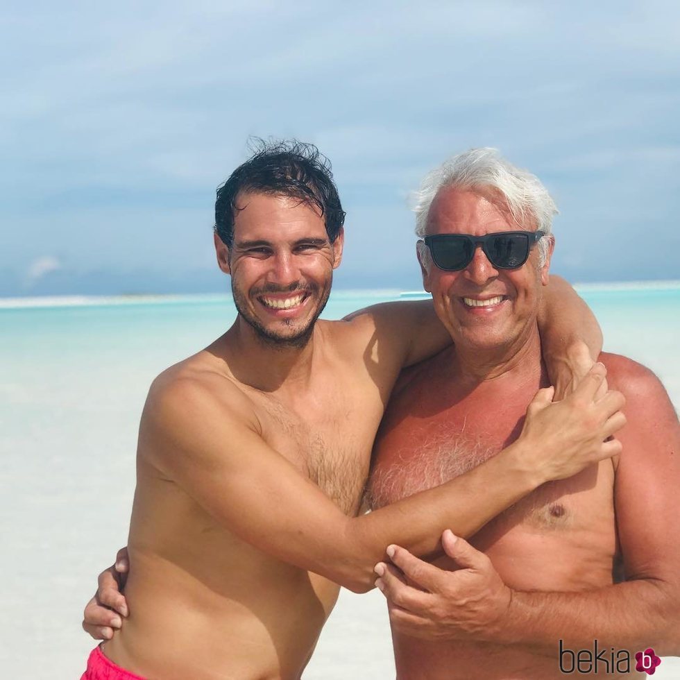 Rafa Nadal de vacaciones con su padre