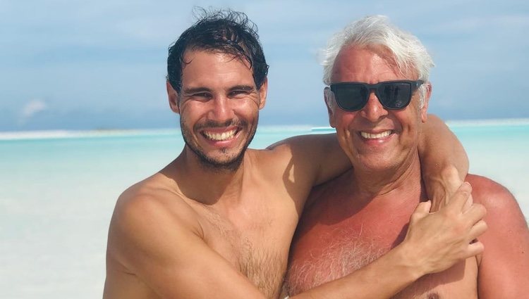 Rafa Nadal de vacaciones con su padre