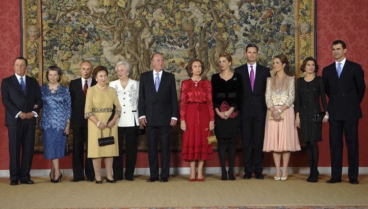 Los Duques de Calabria, Carlos Zurita, la Infanta Margarita, la Infanta Pilar, los Reyes de España, la Infanta Cristina, Iñaki Urdangarín, la Infanta Elena