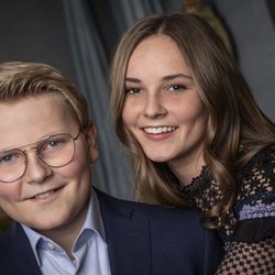 Ingrid Alexandra y Sverre Magnus de Noruega