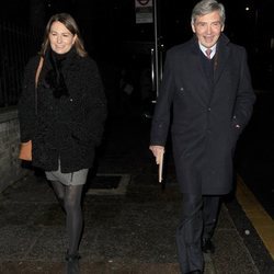 Michael y Carole Middleton en el concierto navideño de la Fundación Henry van Straubenzee