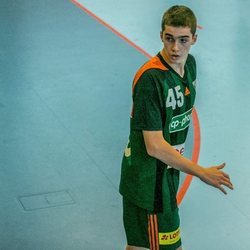 Pablo Urdangarin jugando un partido de balonmano en Hannover