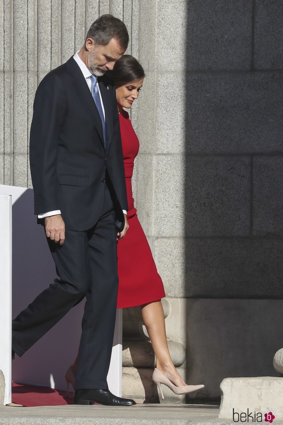 Los Reyes Felipe y Letizia a su llegada al acto por el 40 aniversario de la Constitución