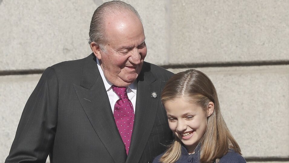 El Rey Juan Carlos y la Princesa Leonor en el 40 aniversario de la Constitución Española