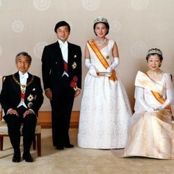 Naruhito y Masako de Japón en el día de su boda