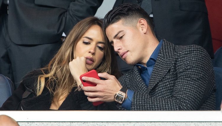 James Rodríguez y Shanon de Lima en la Copa de Libertadores