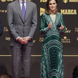 Los Reyes Felipe y Letizia en el 80 aniversario de Marca