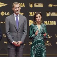 Los Reyes Felipe y Letizia en el 80 aniversario de Marca