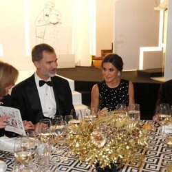 Los Reyes Felipe y Letizia en la cena de los Premios Mariano de Cavia 2018