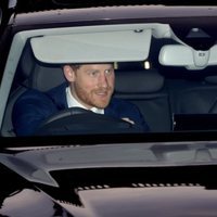 El Príncipe Harry y Meghan Markle en el almuerzo navideño en Buckingham Palace 2018