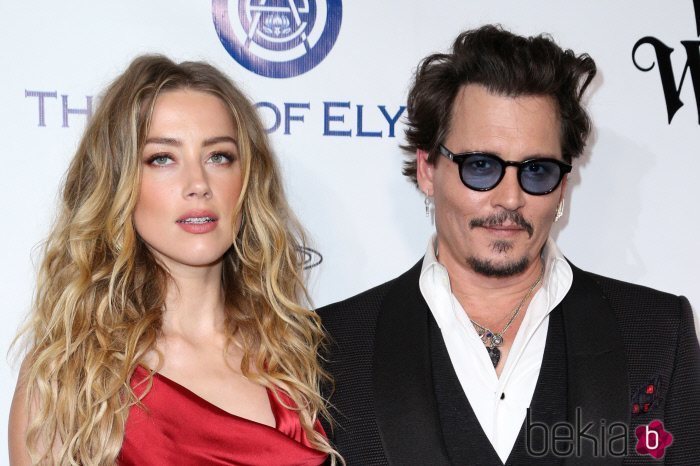 Amber Heard y Johnny Depp como pareja